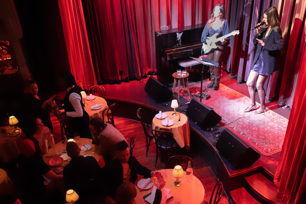 Live Music 6:00 pm - 9:00 pm
